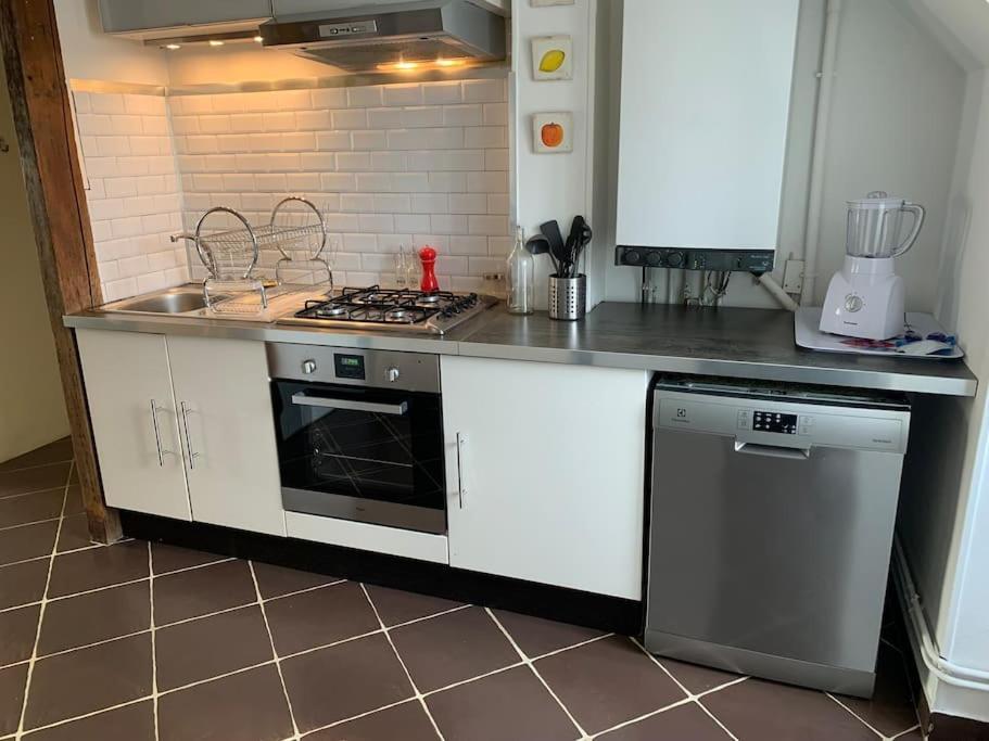Nevers, Appartement De Standing Proche De La Gare ภายนอก รูปภาพ