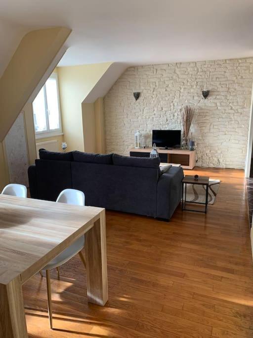 Nevers, Appartement De Standing Proche De La Gare ภายนอก รูปภาพ